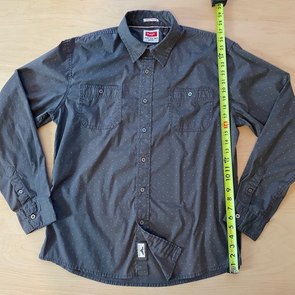 2-Wrangler Burgundy and Charcoal Button-Up Shirts - Picture 9 of 15